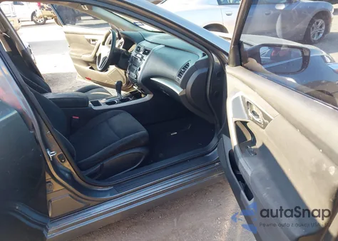 2014 Nissan Altima 2.5 S z USA, uszkodzony, nr VIN 1N4AL3AP9EC151990